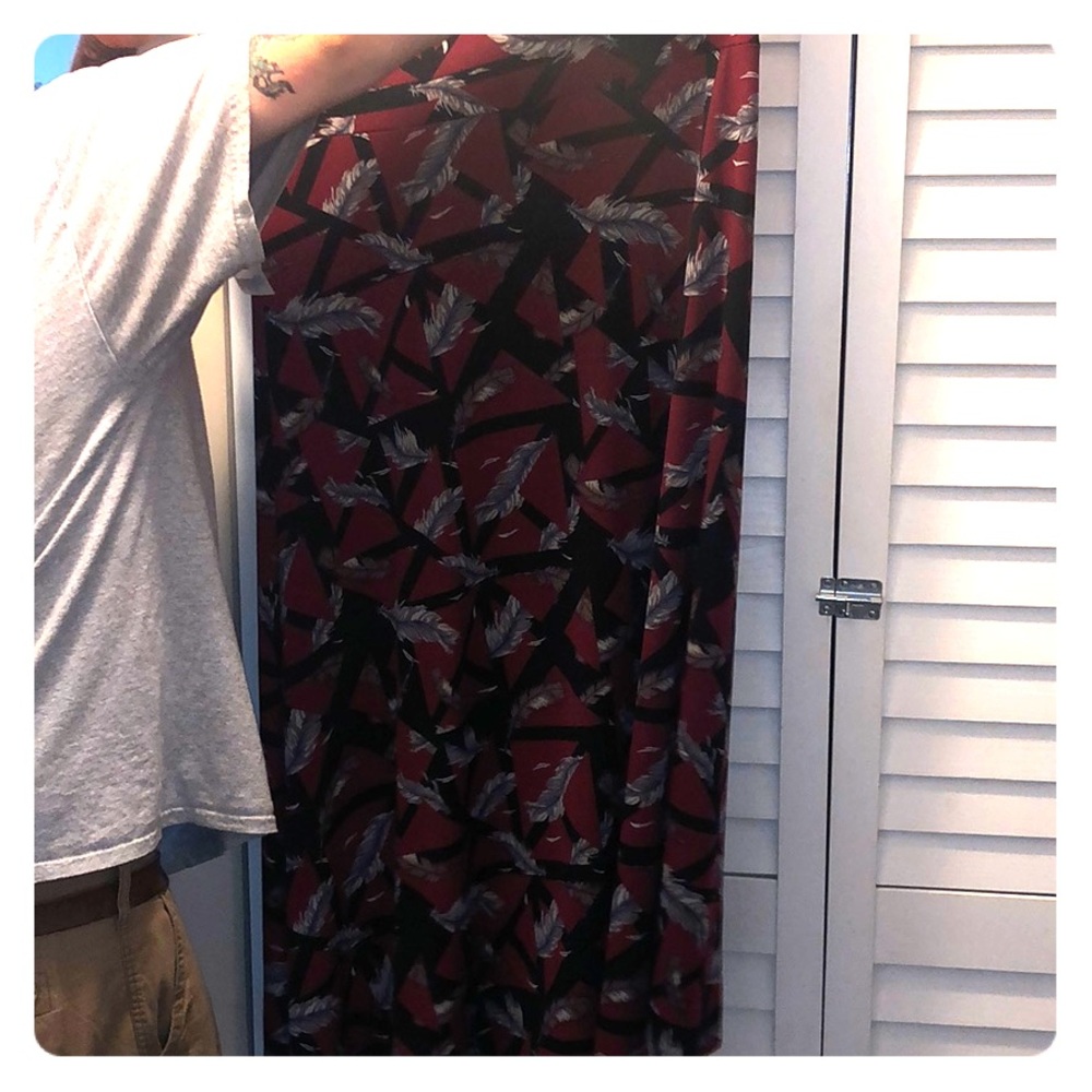 Red and black with feather print lularoe maxi 2x